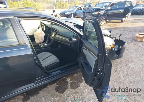 2018 Honda Civic Ex z USA, uszkodzony, nr VIN 19XFC2F74JE001226